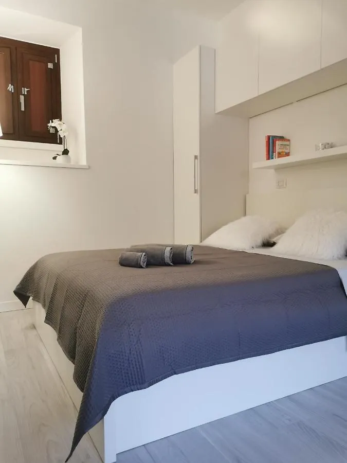 דירות Casale Litta Da Roxy 0*,  איטליה